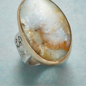 Mystic Skies Ring JesMaharry

Elegant Silver and Gold-Toned Stone Ring